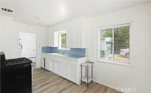 Building Photo - 681 N Glassell St