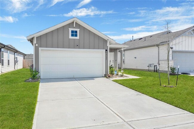 Building Photo - 23823 Escardilla Dr