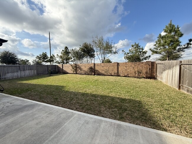 Building Photo - 4811 Lacebark Pne Trl