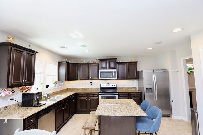Building Photo - 54 Edinburgh Castle Ln