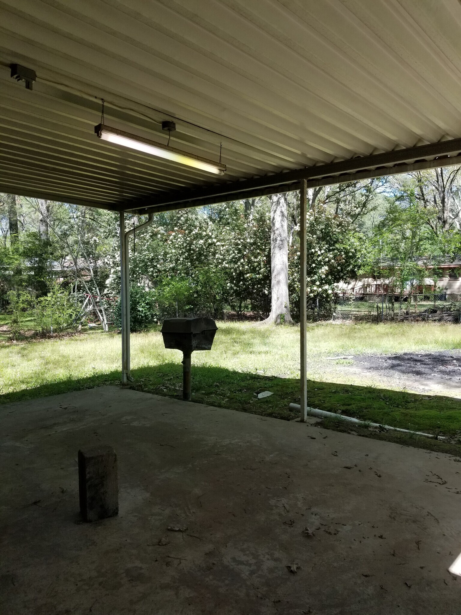 Building Photo - 3132 Charleston Dr