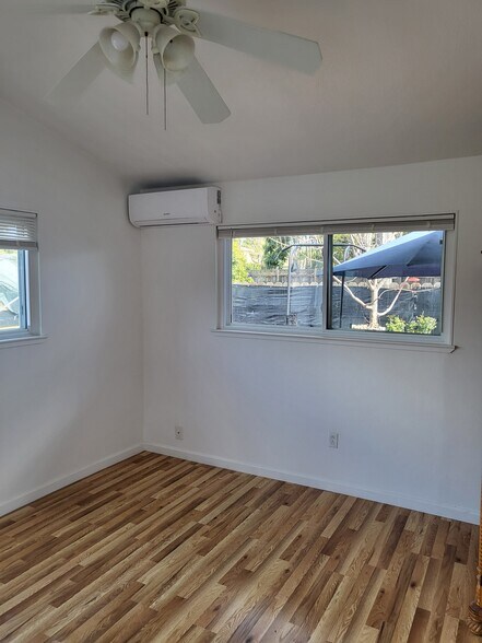 Building Photo - 1874 Queens Rd