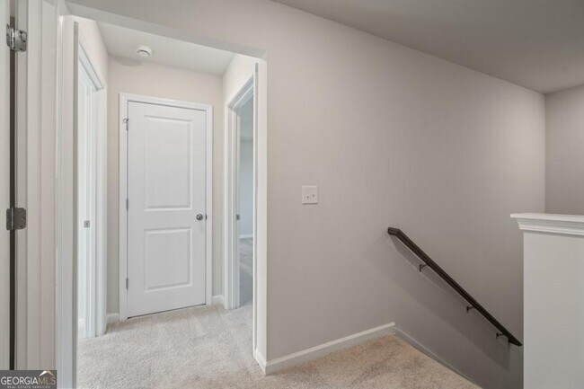 Building Photo - 225 Matson Run