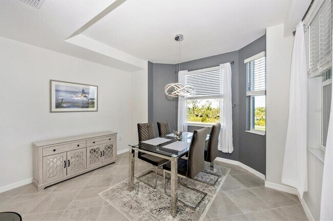 Building Photo - 12240 Wellen Golf St