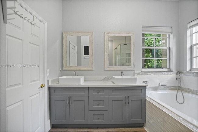 Building Photo - 4601 NW 121st Ave