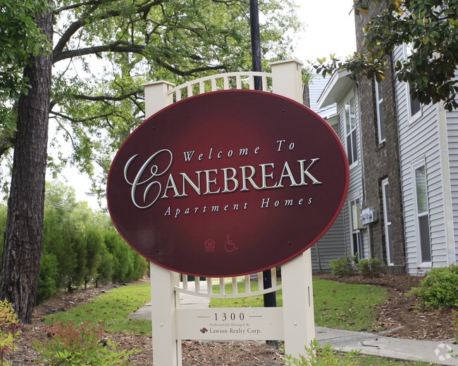 Building Photo - Canebreak