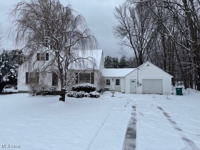 Primary Photo - 7500 Lakeshore Blvd