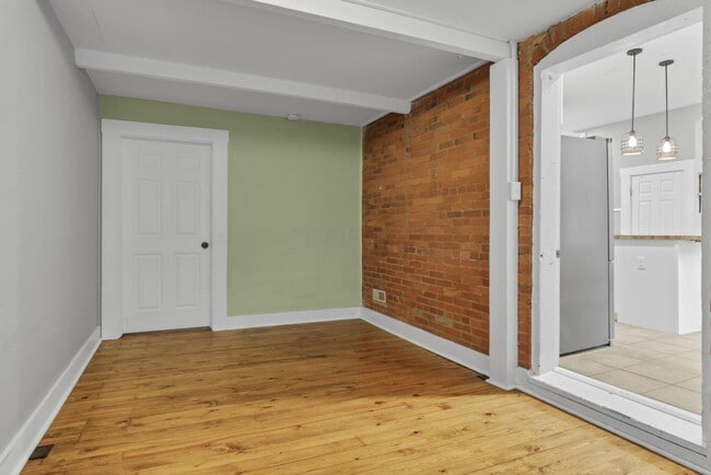 Building Photo - 101 E Moler St