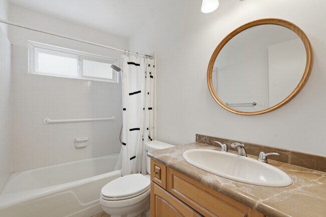 Building Photo - 28751 King Arthur Ct