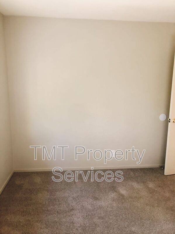 Building Photo - 169 Pierpoint Cir