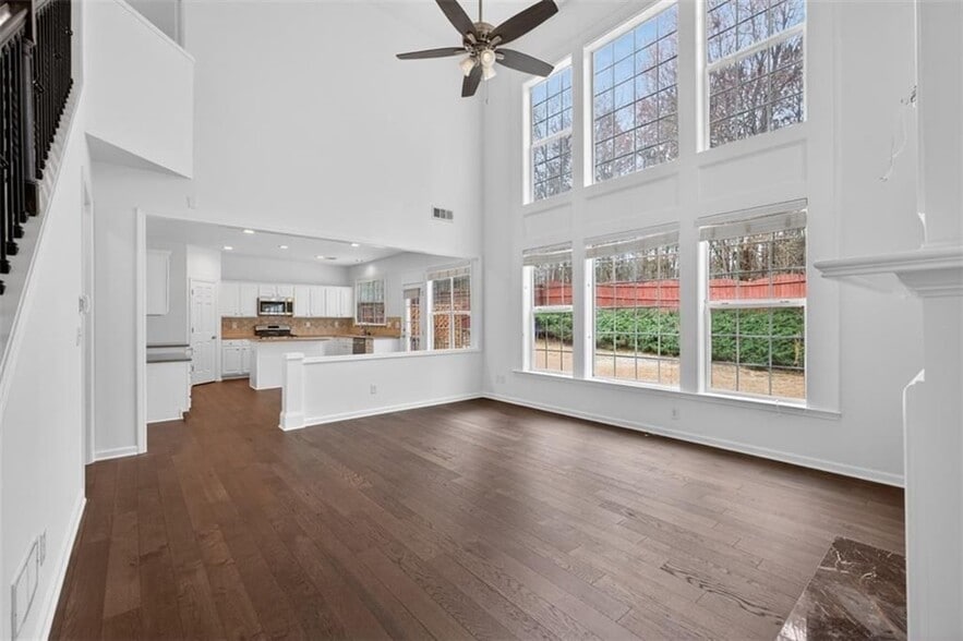 Building Photo - 5008 Bethpage Dr NE