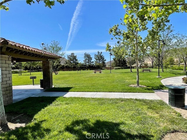 Building Photo - 147 Ropango Way