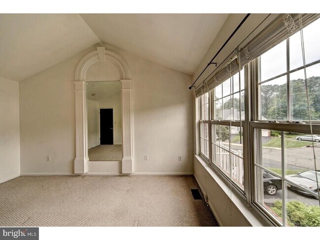 Building Photo - 406 Pebble Creek Ct