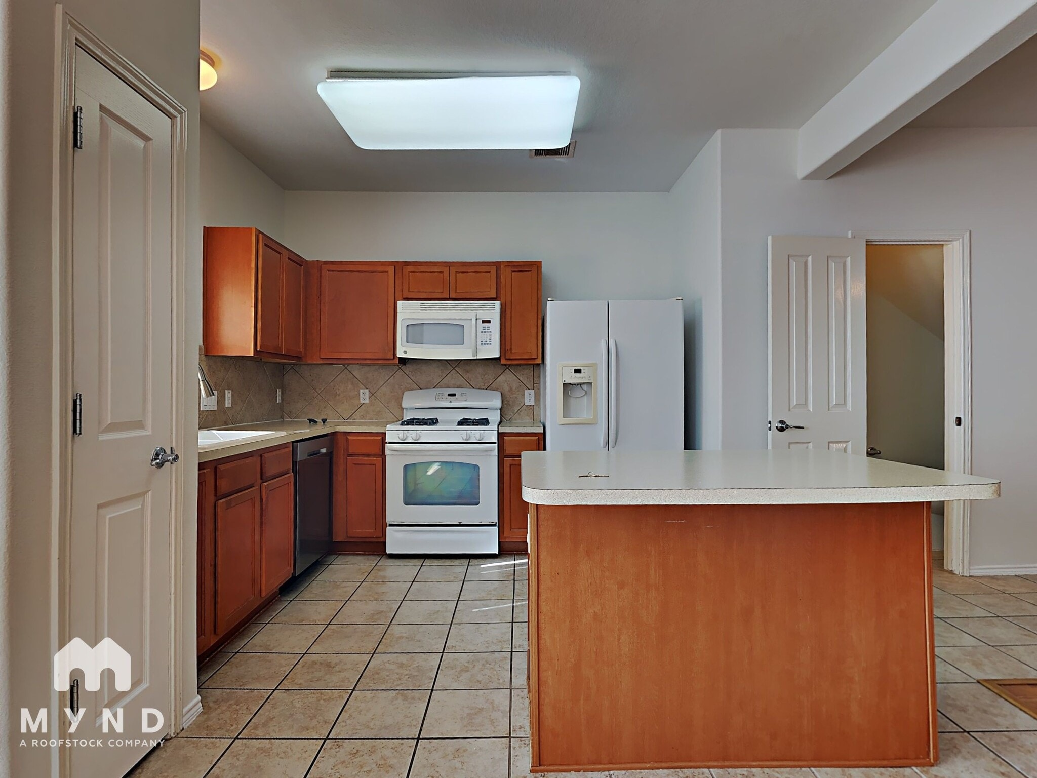 Building Photo - 23613 Twisting Falls Dr