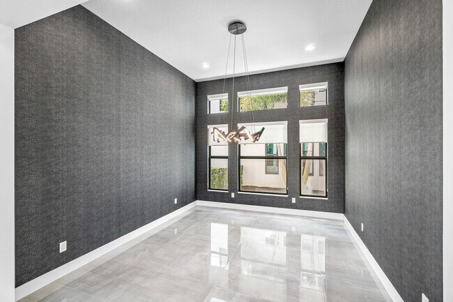 Building Photo - 9006 Dulcetto Ct