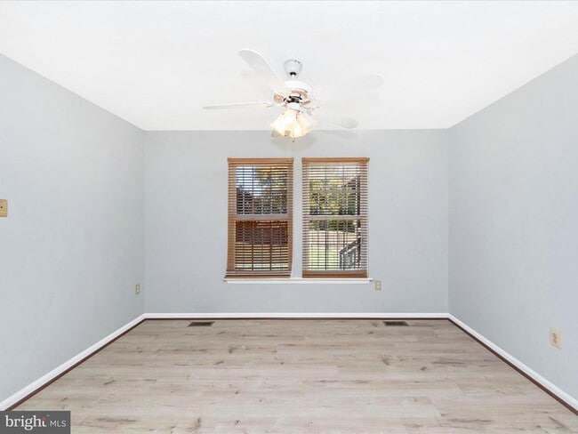 Building Photo - 408 Willow Hill Pl