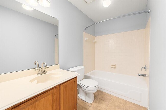 Building Photo - 54 S Cobble Hill Cir