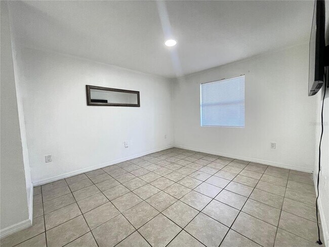 Building Photo - 3008 Parkway Blvd