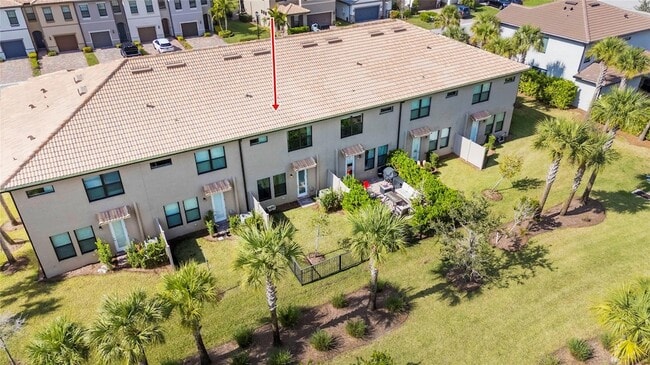 Building Photo - 4828 Chantilly Rd