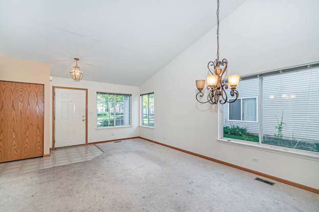 Building Photo - 100 W Aldridge Ln