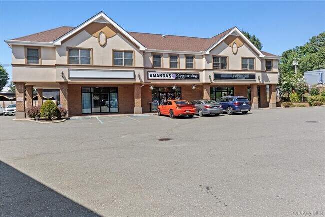 Building Photo - 72 Cedar Swamp Rd