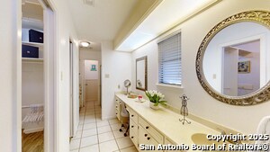 Building Photo - 9023 Luzita Ln
