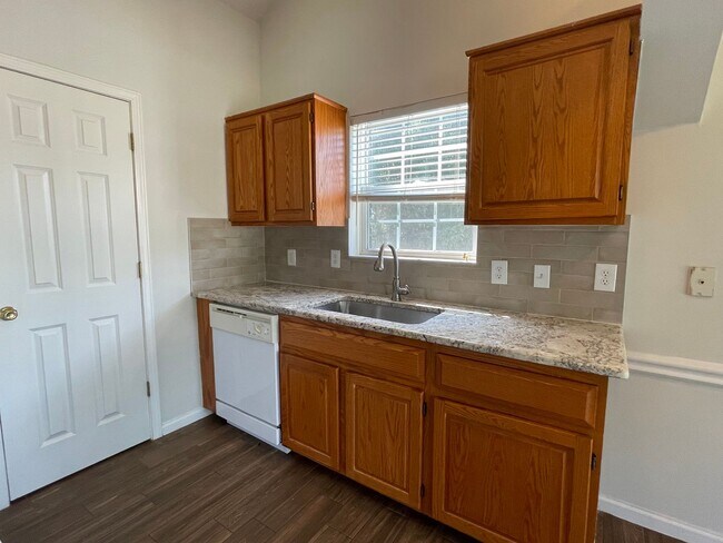 Building Photo - 8170 W Annsbury Cir