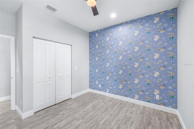 Building Photo - 1505 E North Bay St