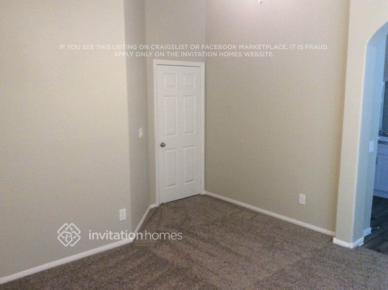 Building Photo - 251 Mesquite Ridge Ln