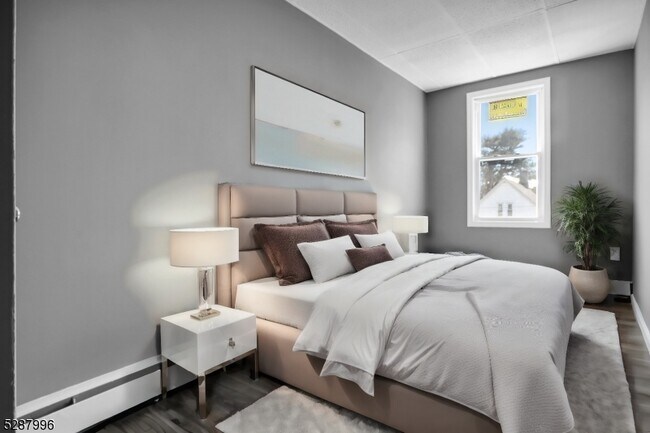 Building Photo - 841 Rebecca Pl