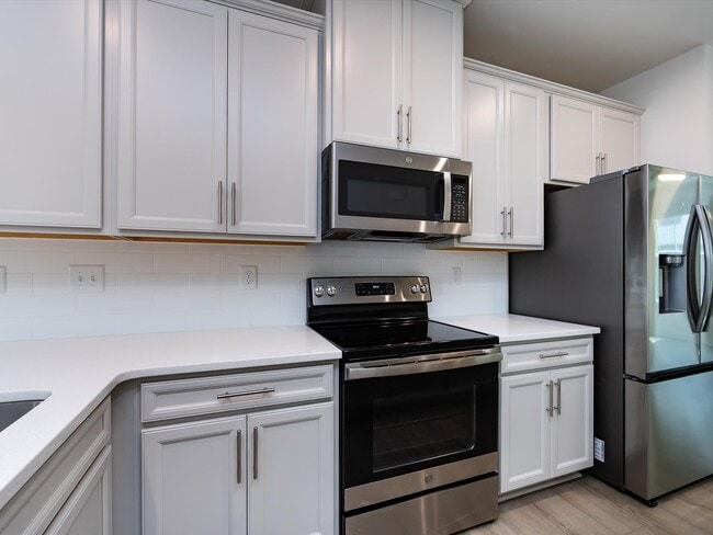 Building Photo - 413 Spearfield Ln