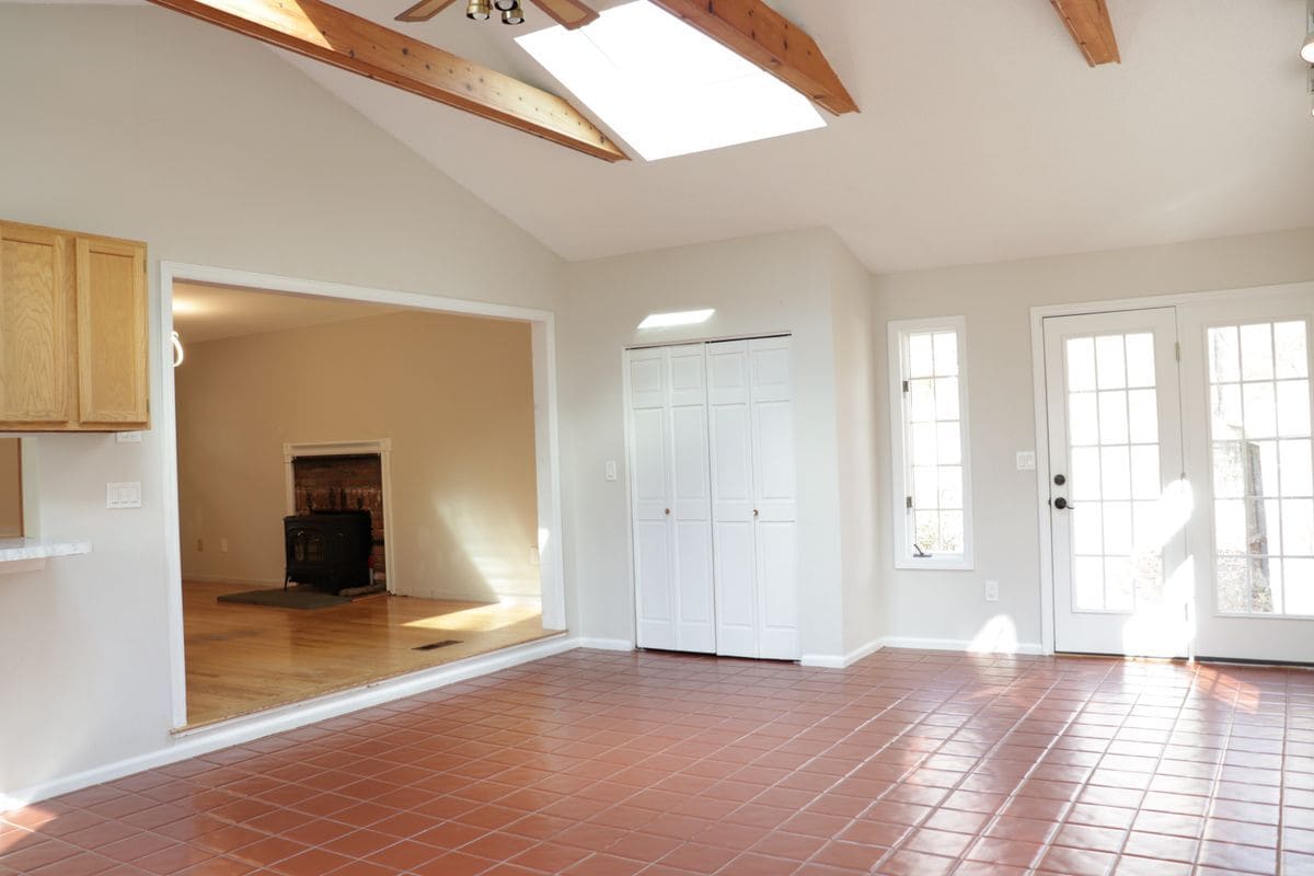 Building Photo - 35 Highpoint Rd