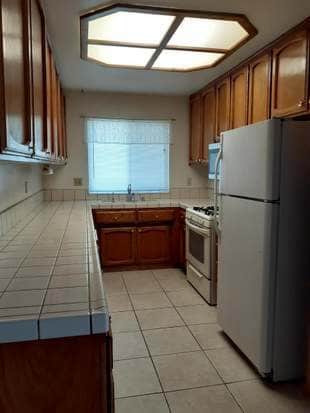 Building Photo - 11136 Rome Beauty Dr
