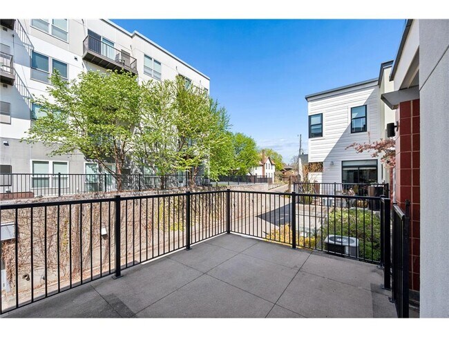 Building Photo - 2818 Aldrich Ave S