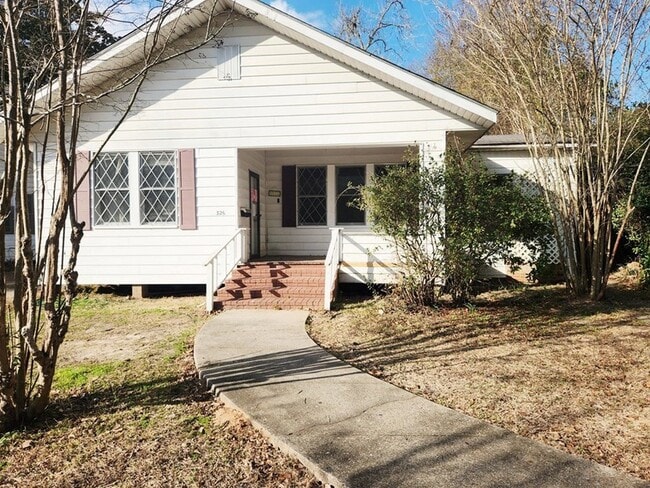 Building Photo - 326 Lindsey St