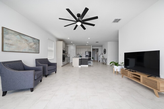 Building Photo - 2591 Seagirt Wy