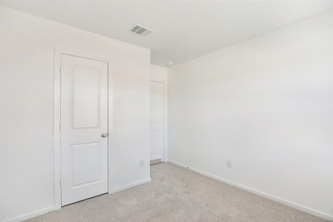 Building Photo - 724 Zuppino Ln