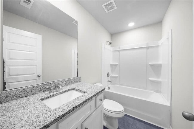 Building Photo - 210 Vickery Ln