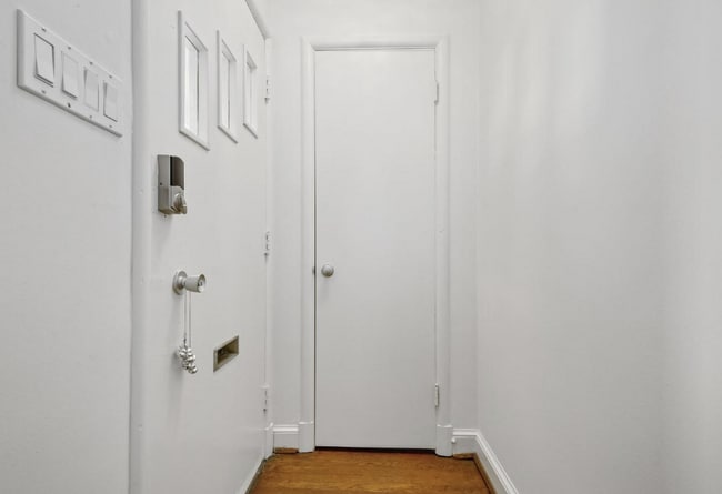 Building Photo - 5612 Massachusetts Ave