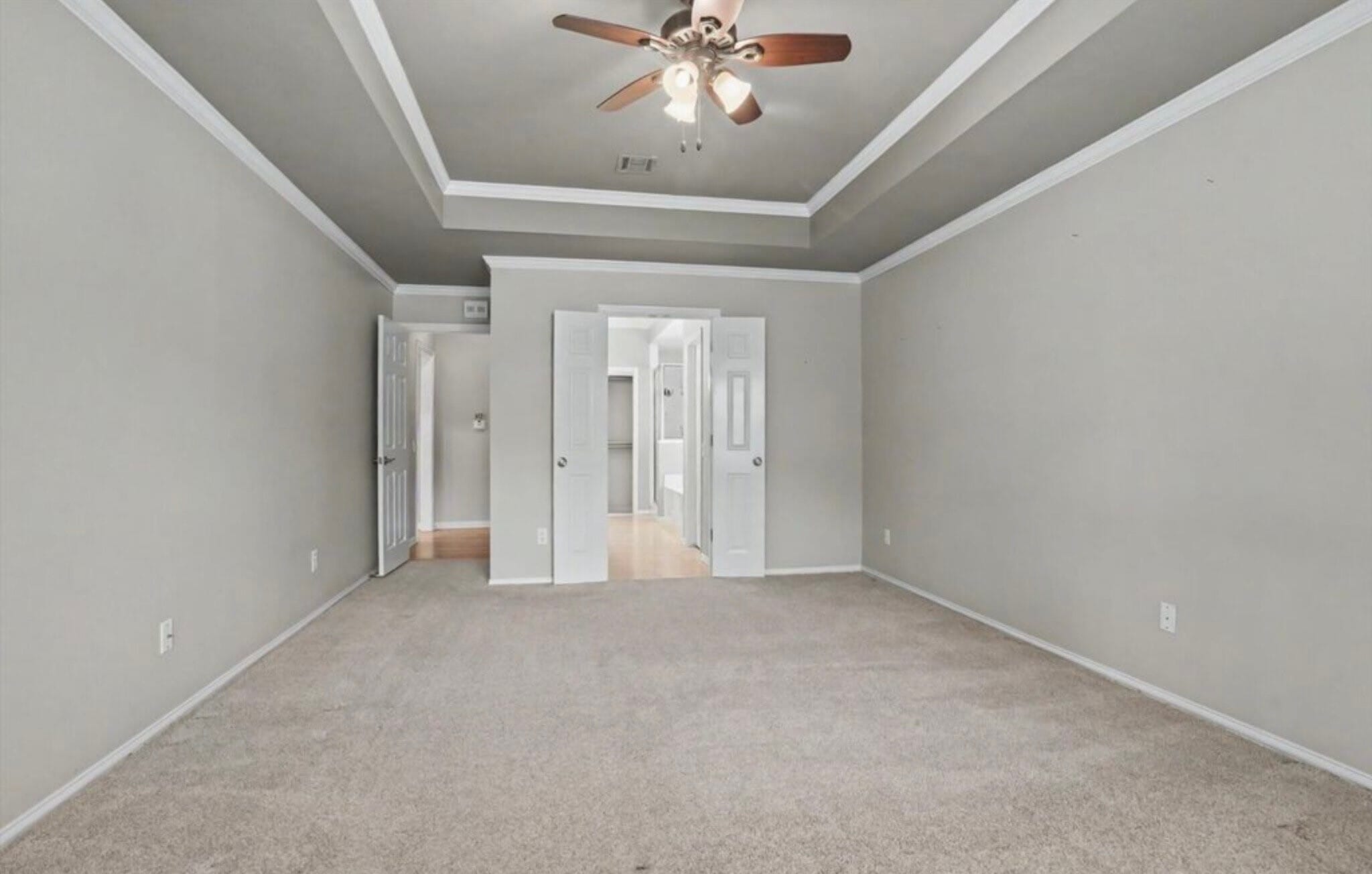 Building Photo - 412 N Forest Ridge Blvd
