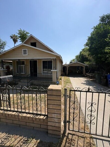 Building Photo - 551 Roberds Ave N