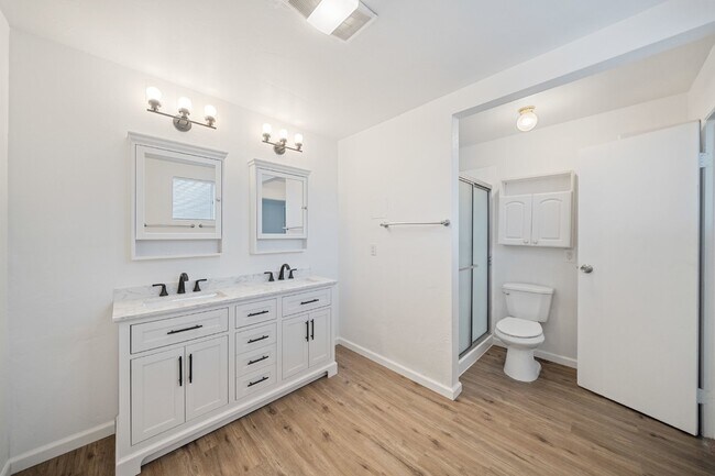 Building Photo - Coming Soon...San Diego 3 bed /2 bath Home w Garage, Enclosed Patios, Fireplace + Laundry Hookups