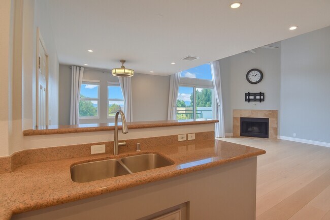 Building Photo - 12530 Venice Blvd.