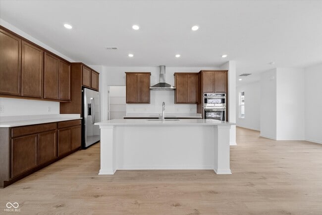 Building Photo - 15946 Meadow Frost Ct