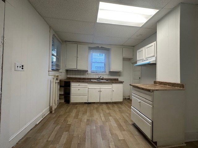 Building Photo - 1115 N Cameron Ave