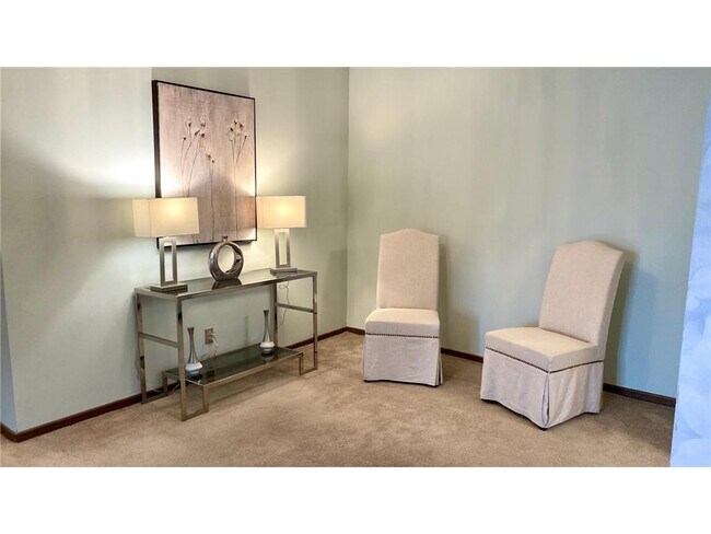 Building Photo - 350 Ford Rd