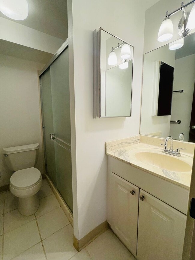 Building Photo - 5065 Likini St