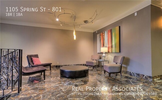 Building Photo - Spacious One Bedroom Condo in the Heart of...