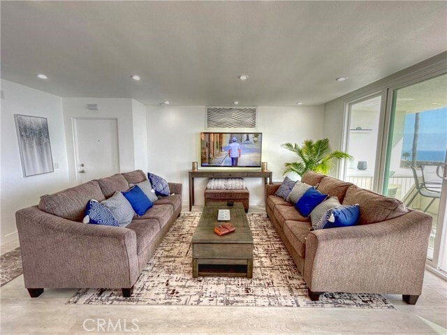 Building Photo - 420 Monterey Ln