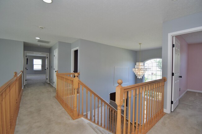 Building Photo - 5167 Elm Leaf Trail